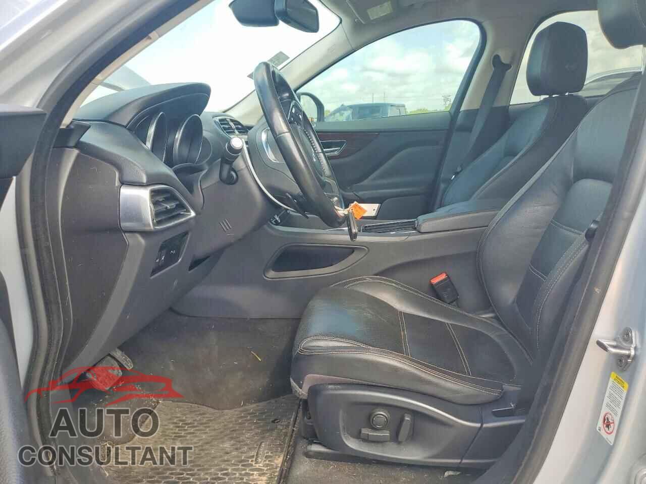 JAGUAR F-PACE 2018 - SADCK2FX2JA269673