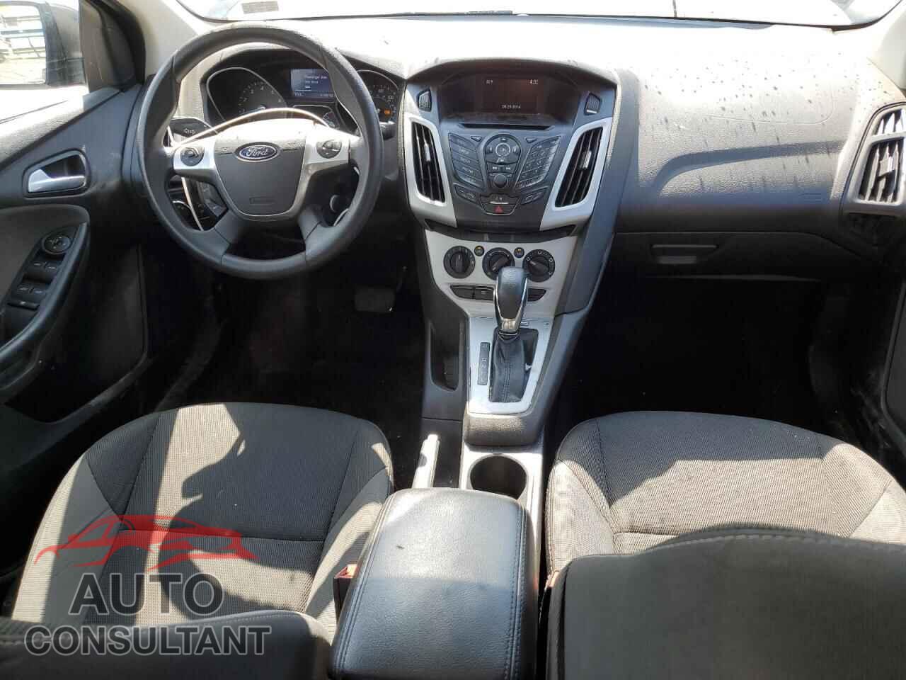 FORD FOCUS 2014 - 1FADP3F2XEL320512