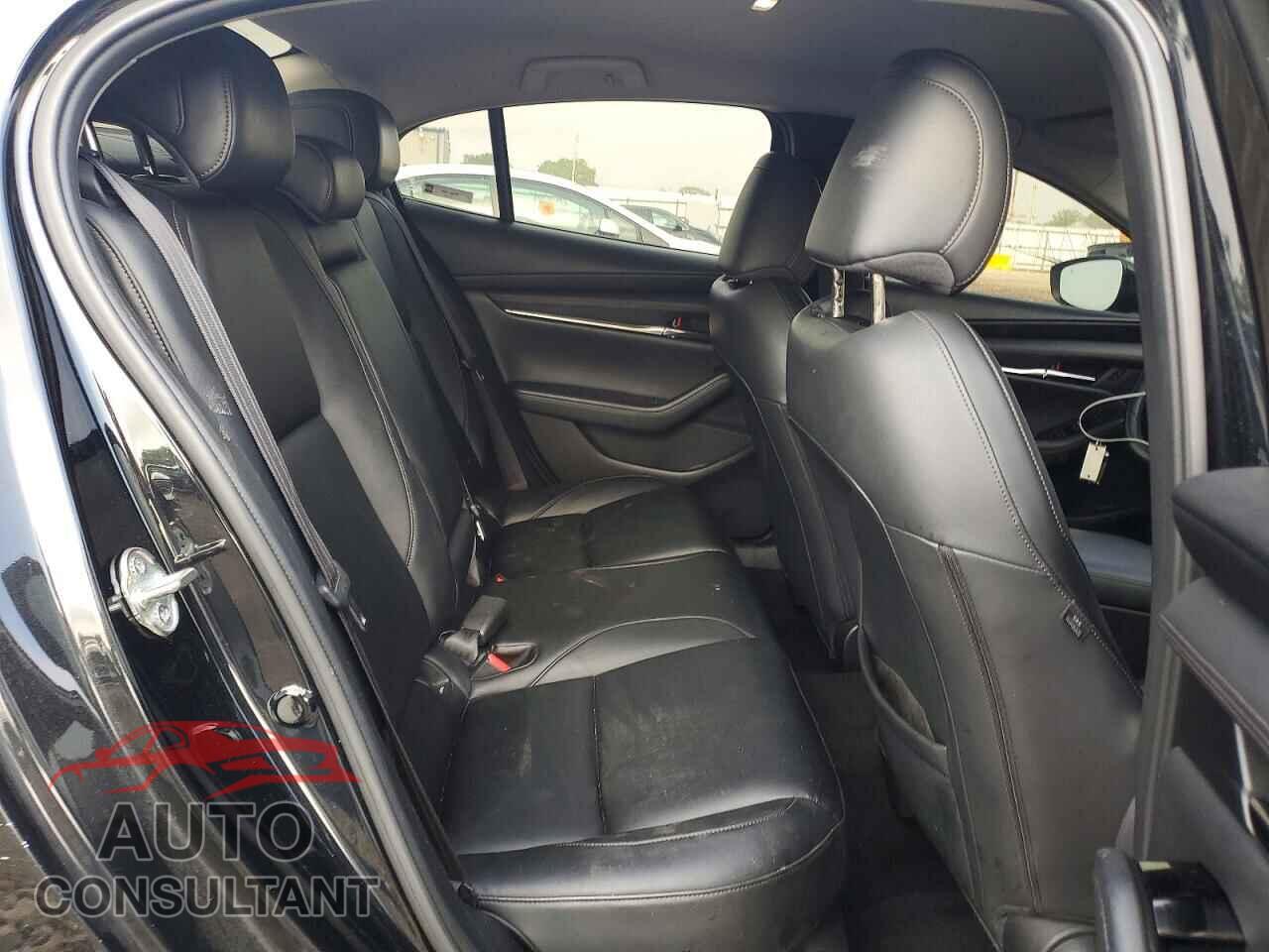MAZDA 3 2019 - JM1BPACL7K1108063
