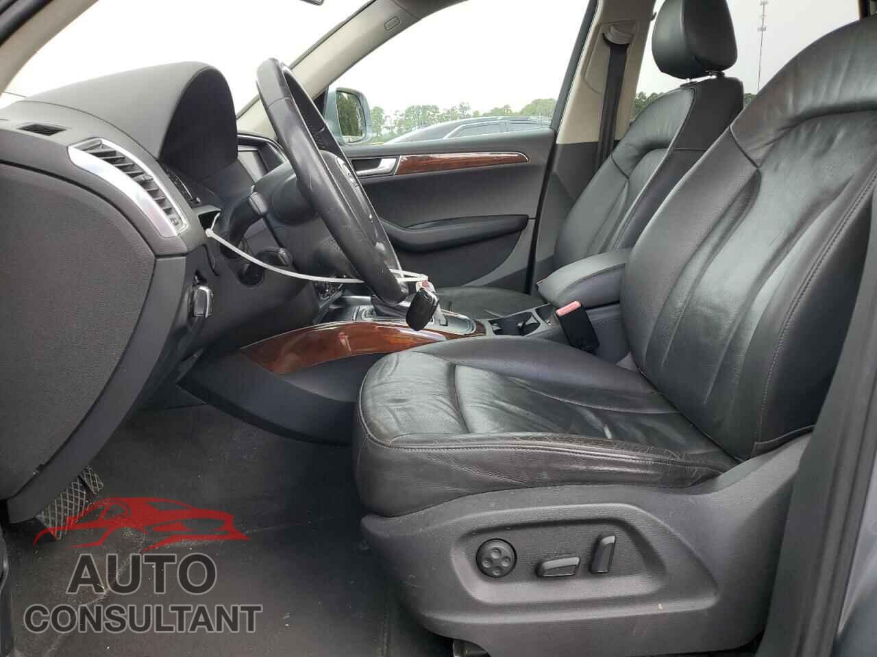 AUDI Q5 2011 - WA1CFAFP3BA095165