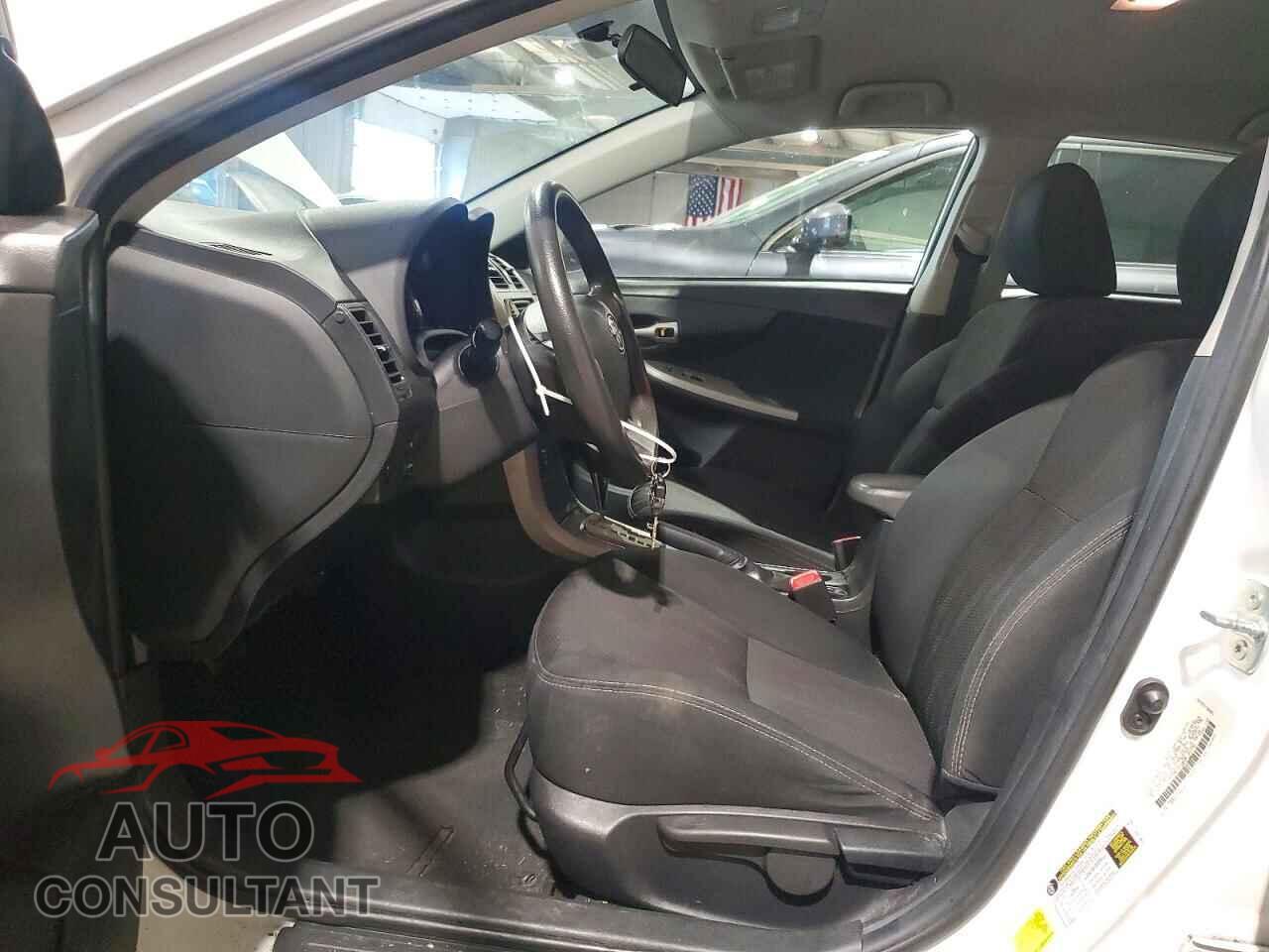 TOYOTA COROLLA 2013 - 5YFBU4EE7DP173776