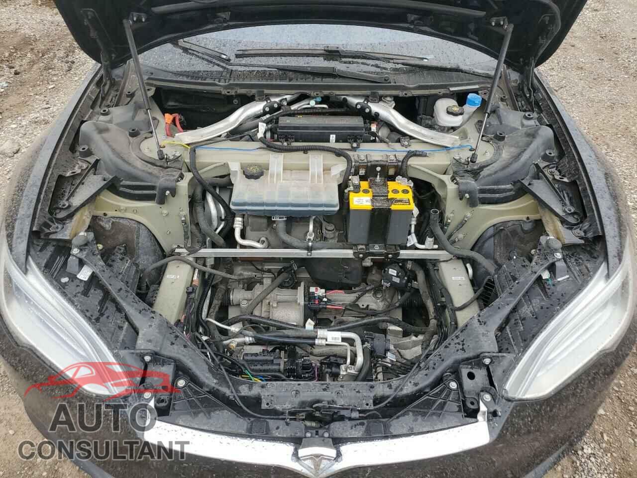 TESLA MODEL S 2018 - 5YJSA1E28JF274328
