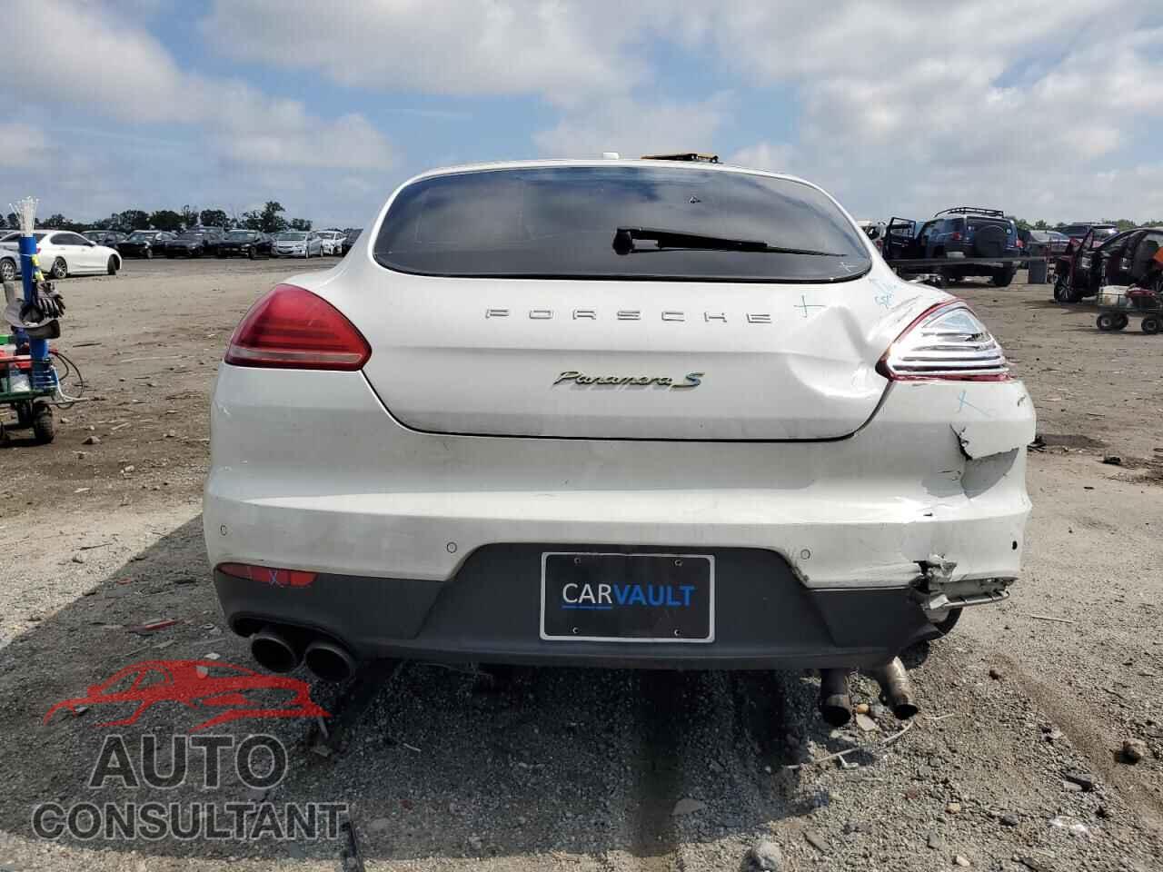 PORSCHE PANAMERA 2014 - WP0AD2A7XEL044061