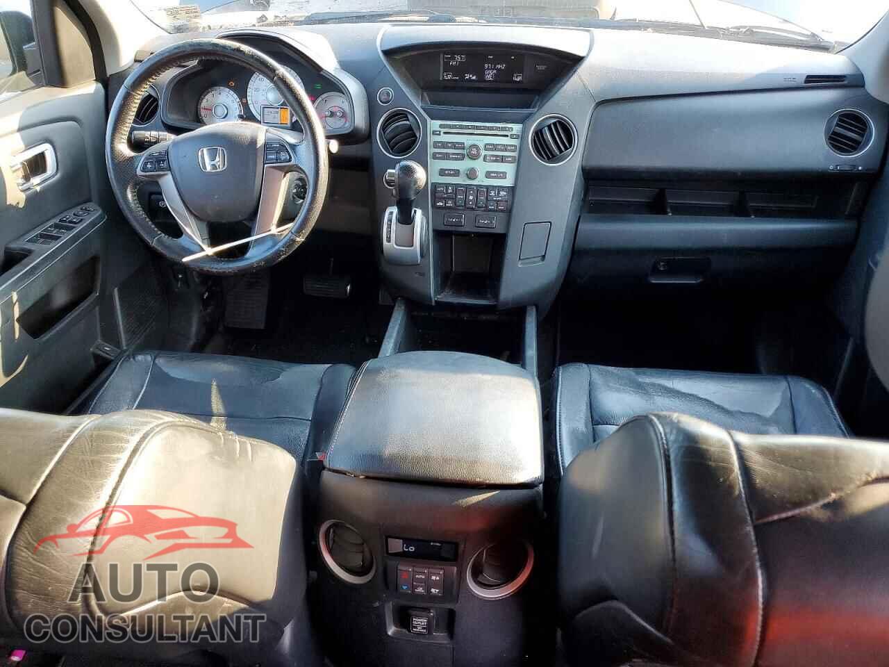 HONDA PILOT 2011 - 5FNYF4H52BB061797