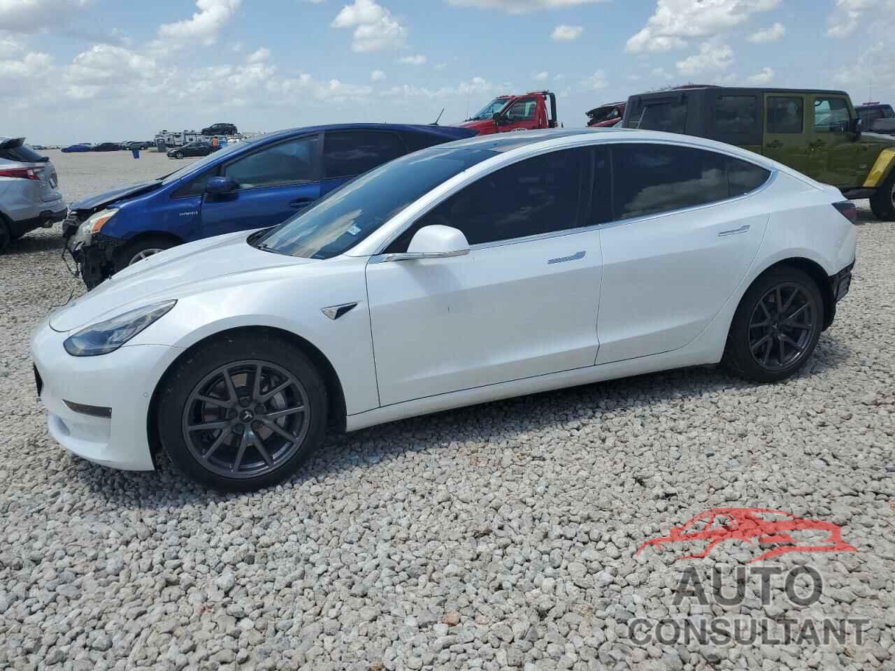 TESLA MODEL 3 2019 - 5YJ3E1EB8KF494160