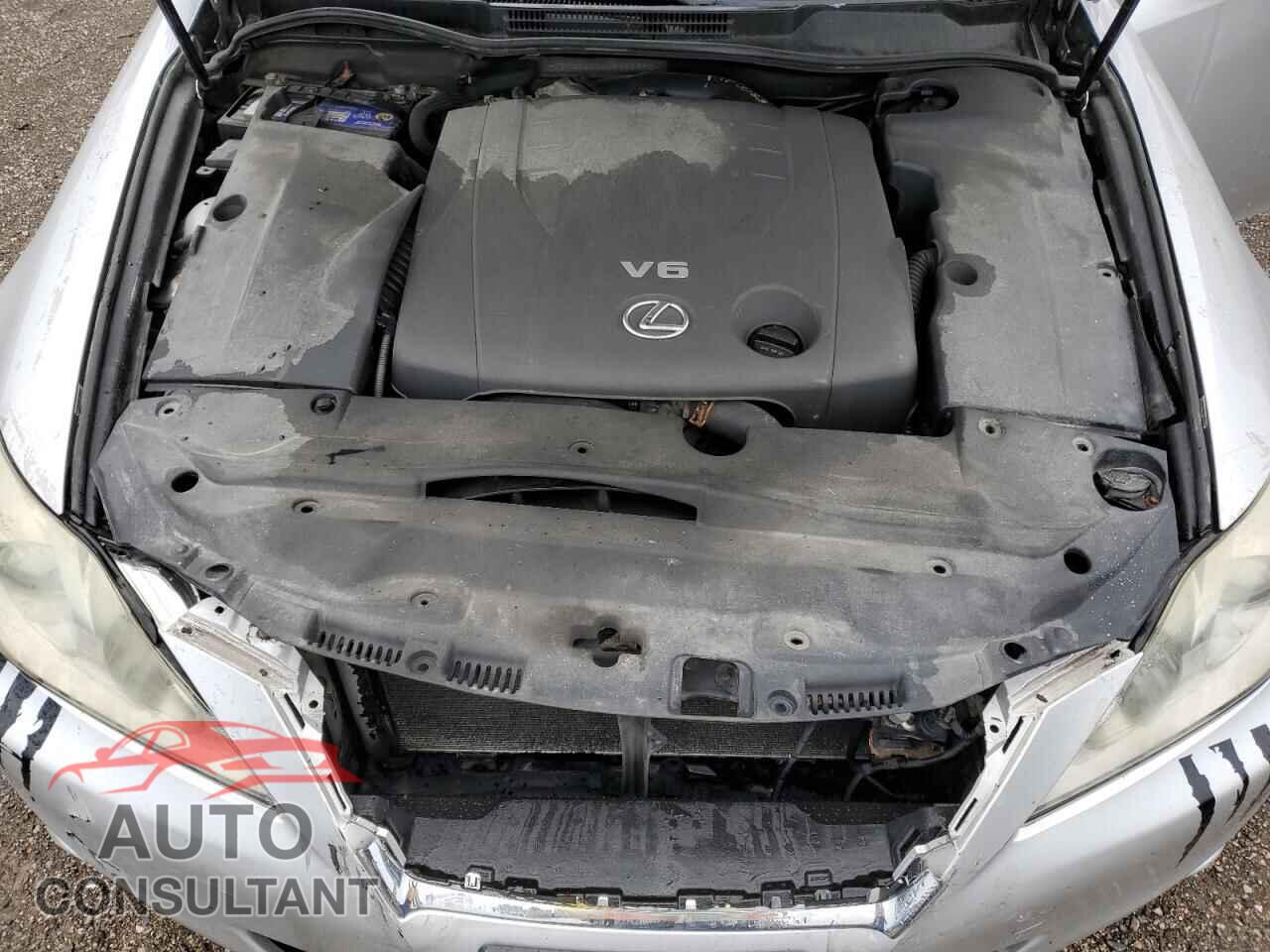 LEXUS IS 2012 - JTHCF5C25C5052882
