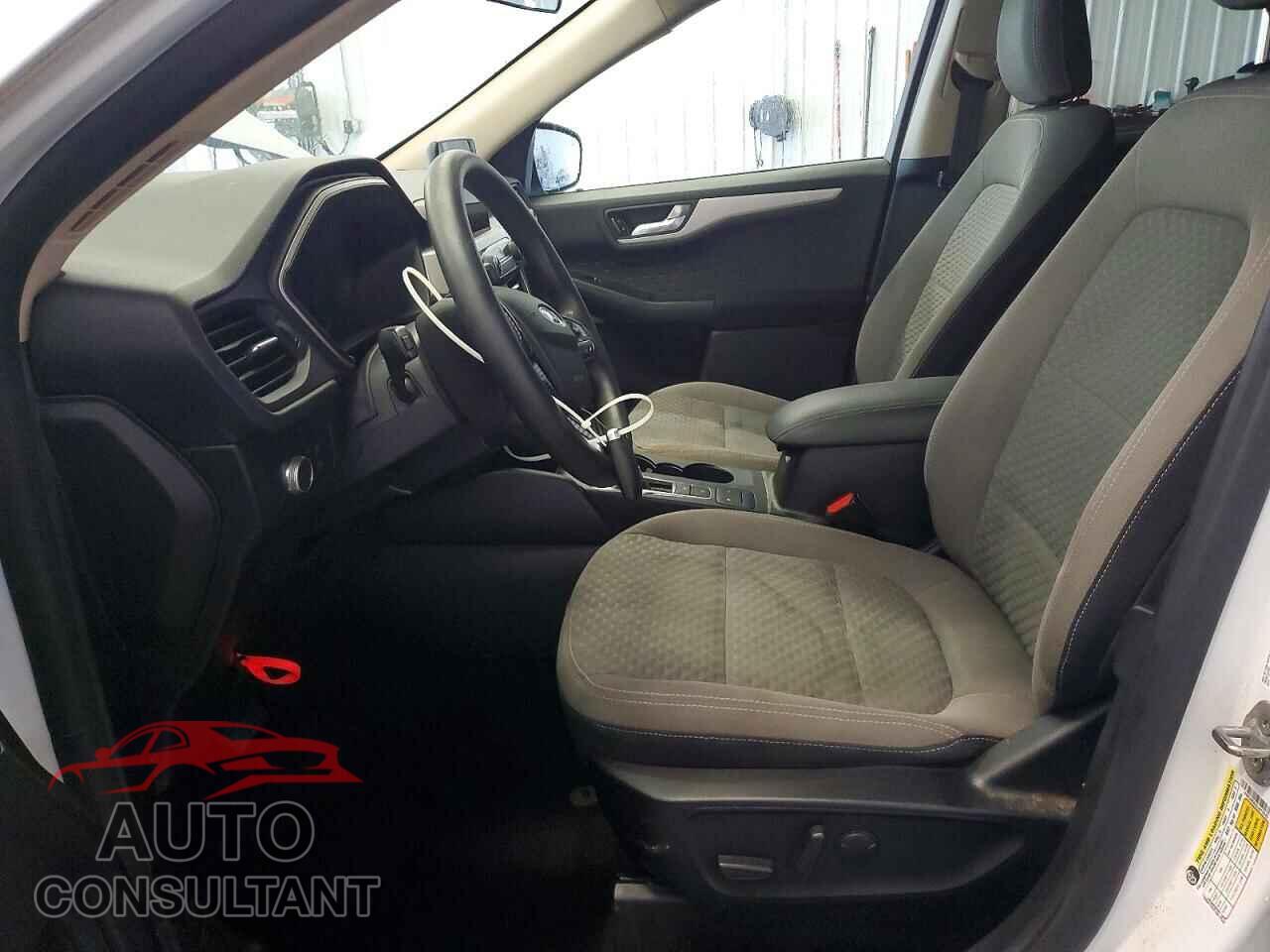 FORD ESCAPE 2020 - 1FMCU9G63LUA72545