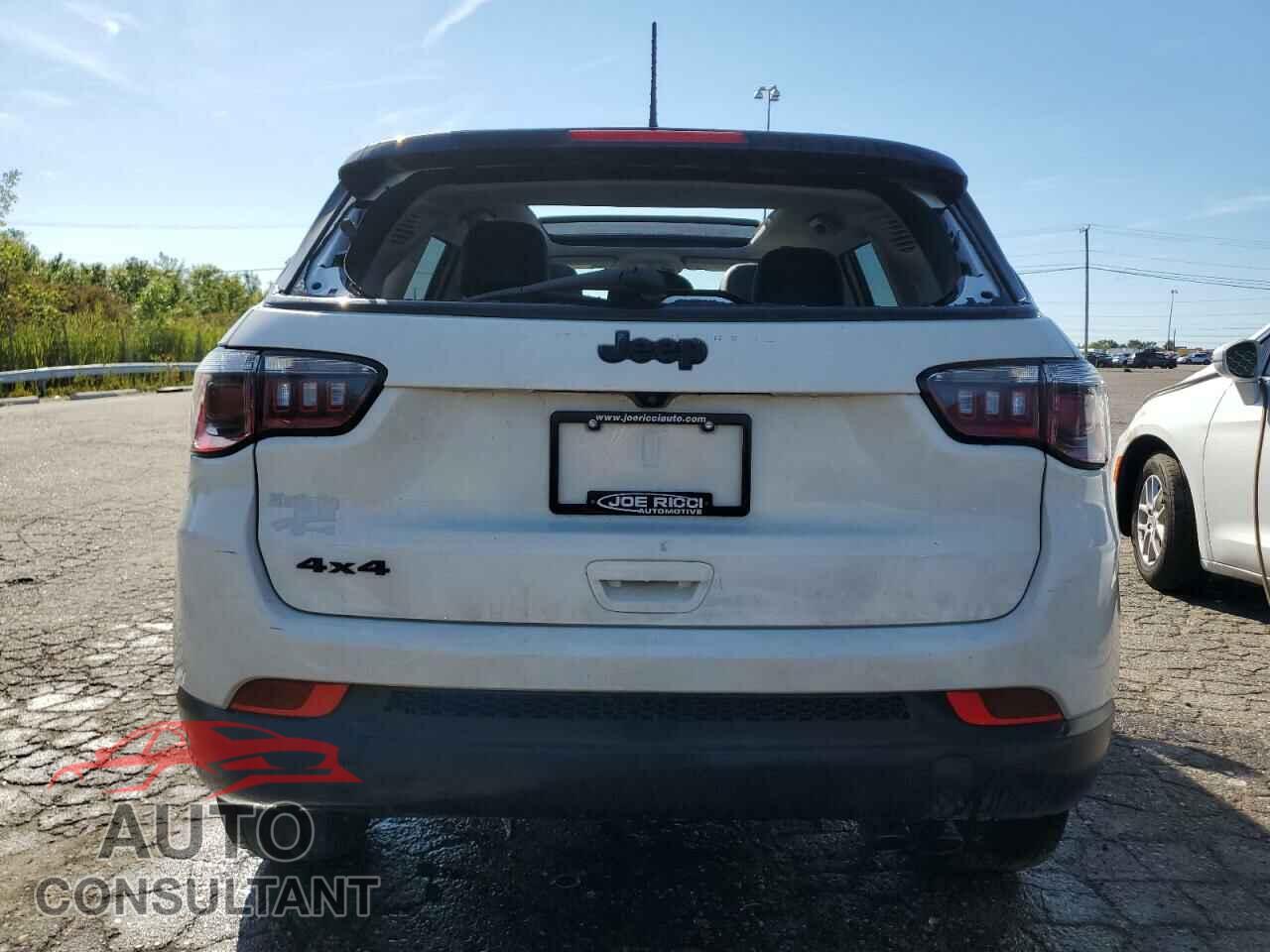 JEEP COMPASS 2020 - 3C4NJDBB7LT158139