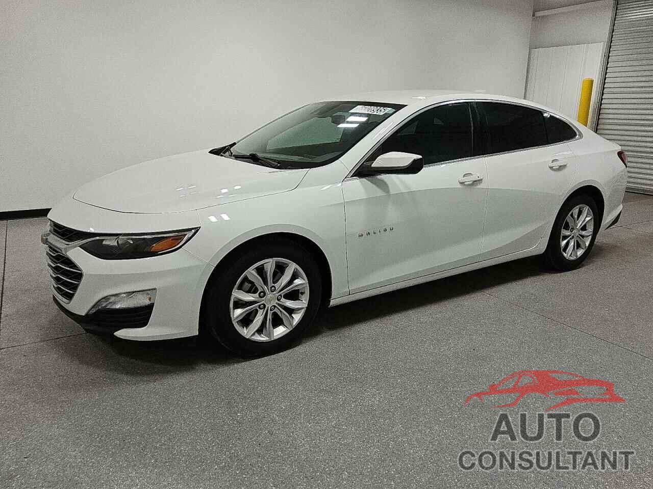 CHEVROLET MALIBU 2022 - 1G1ZD5ST5NF110071