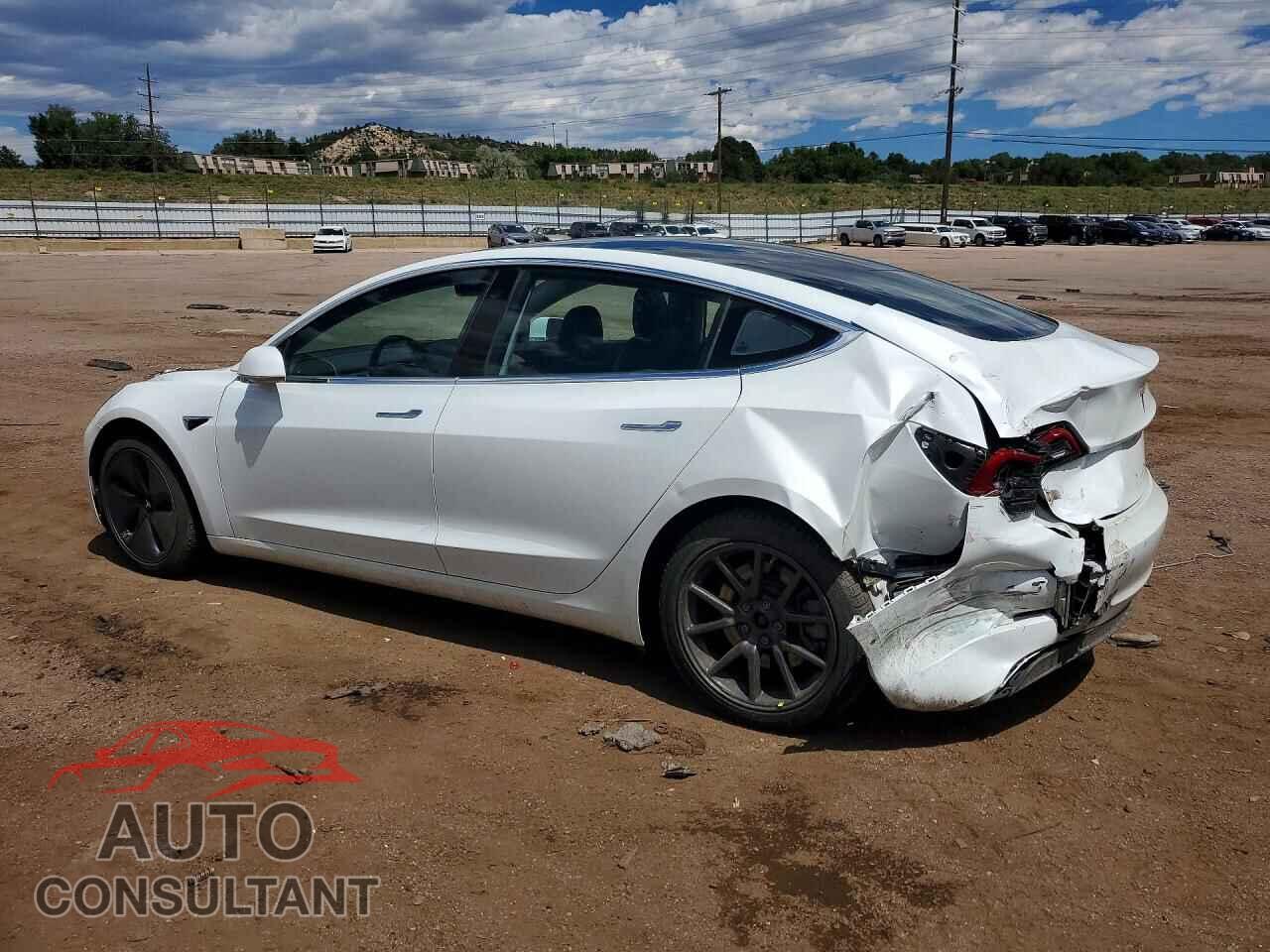 TESLA MODEL 3 2018 - 5YJ3E1EB7JF108567