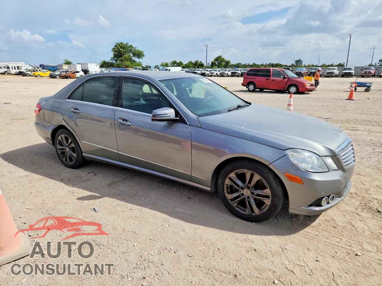 MERCEDES-BENZ E-CLASS 2011 - WDDHF2EB3BA378291