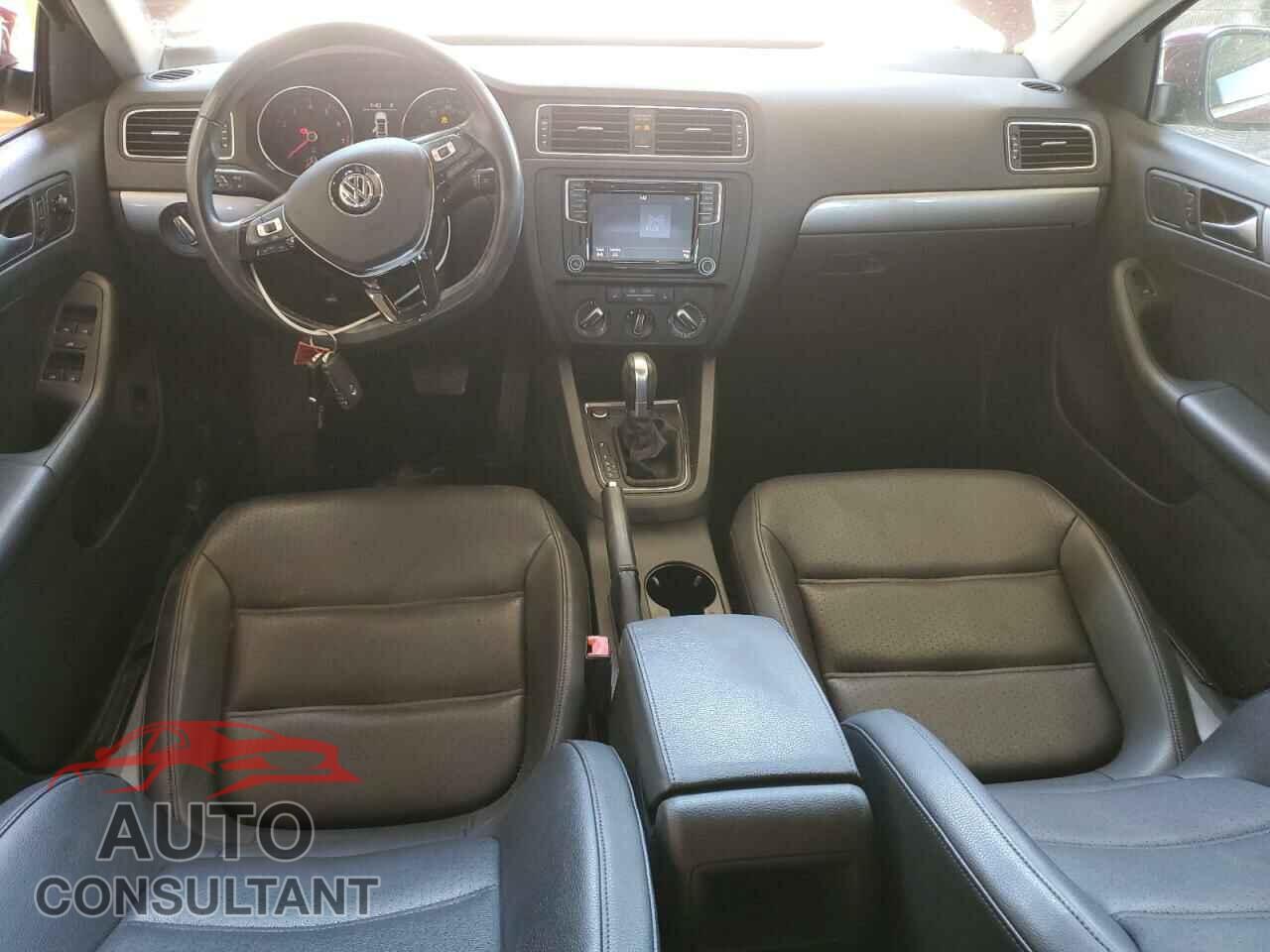 VOLKSWAGEN JETTA 2017 - 3VWDB7AJ3HM299372