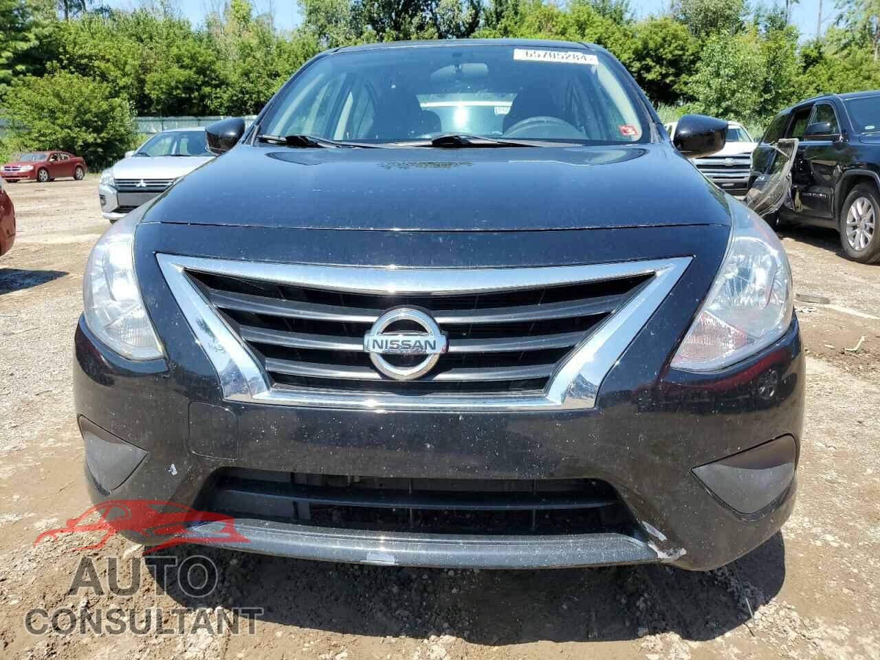 NISSAN VERSA 2017 - 3N1CN7AP2HL842729