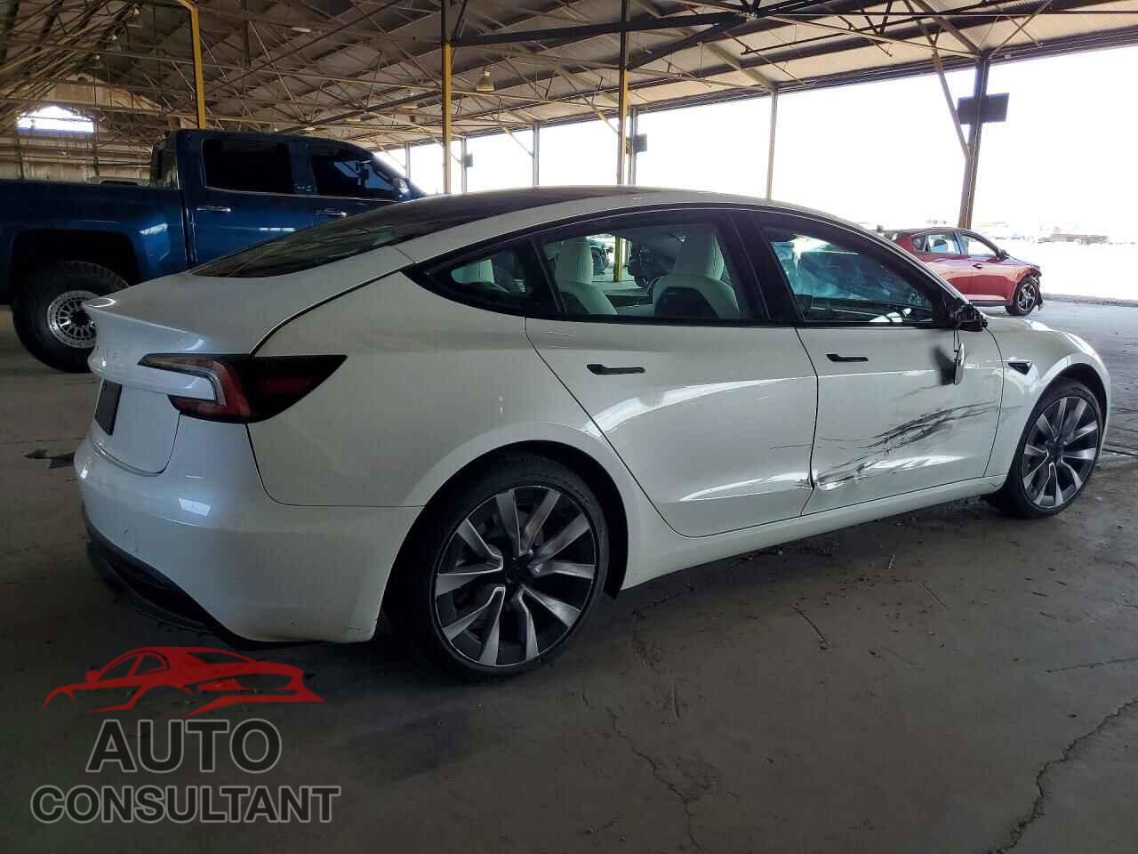 TESLA MODEL 3 2024 - 5YJ3E1EA6RF872042