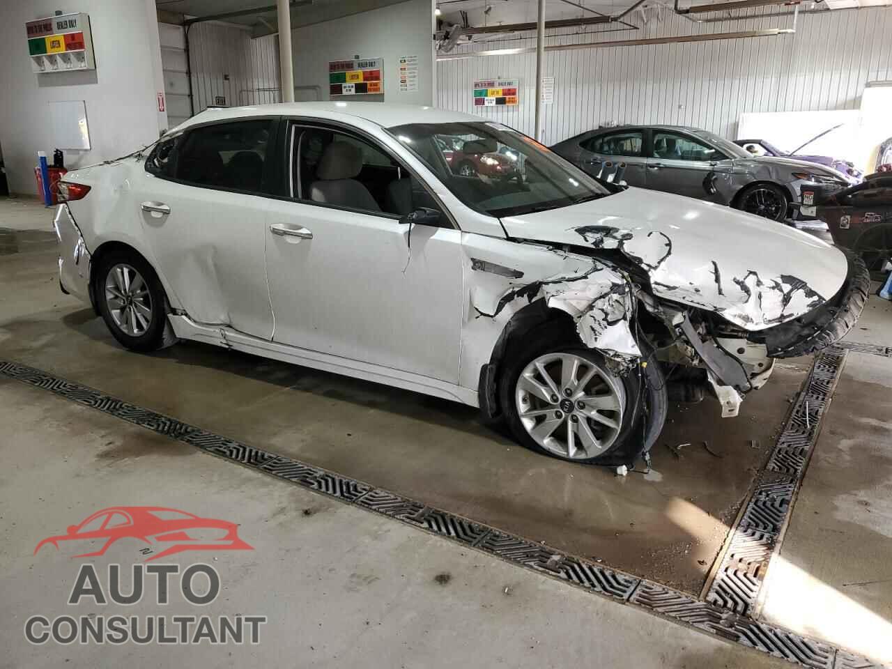 KIA OPTIMA 2016 - KNAGT4L35G5073846