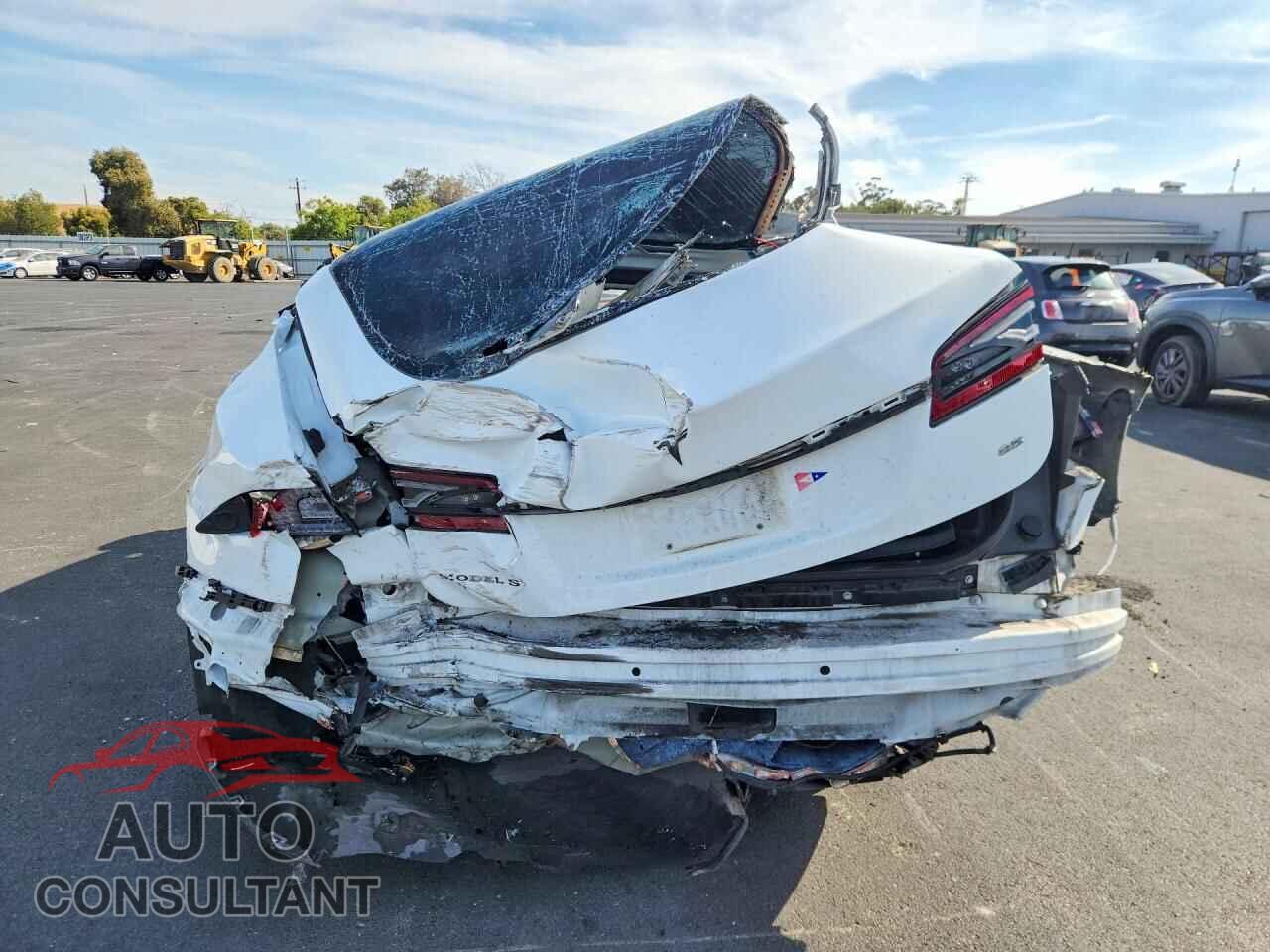 TESLA MODEL S 2013 - 5YJSA1DN7DFP25667