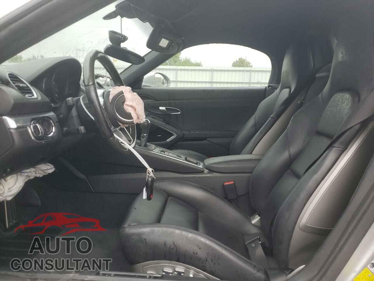 PORSCHE BOXSTER 2019 - WP0CB2A86KS228311