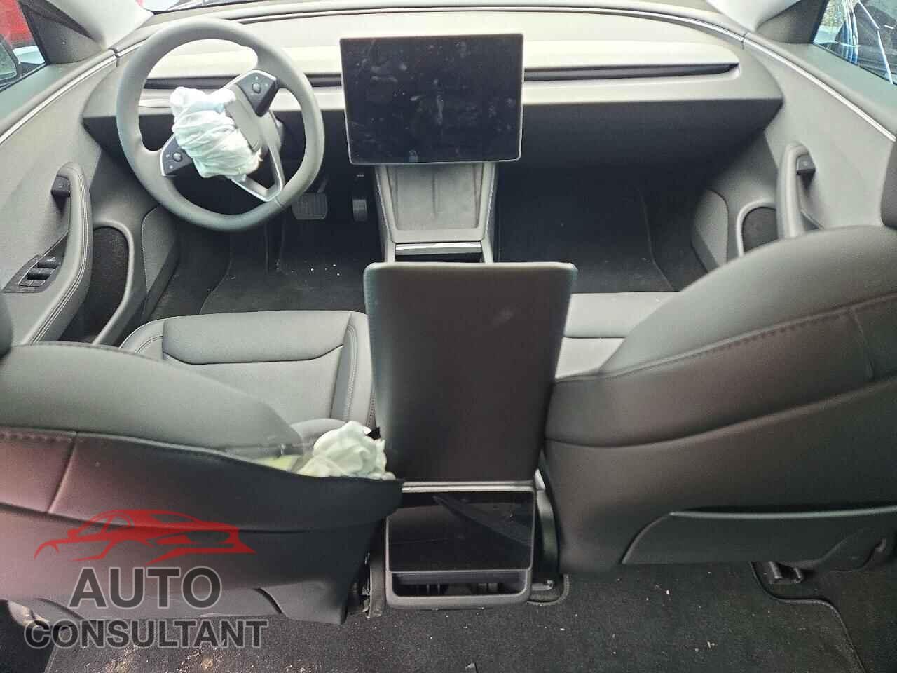 TESLA MODEL 3 2026 - LRW3E7FA5TC837687