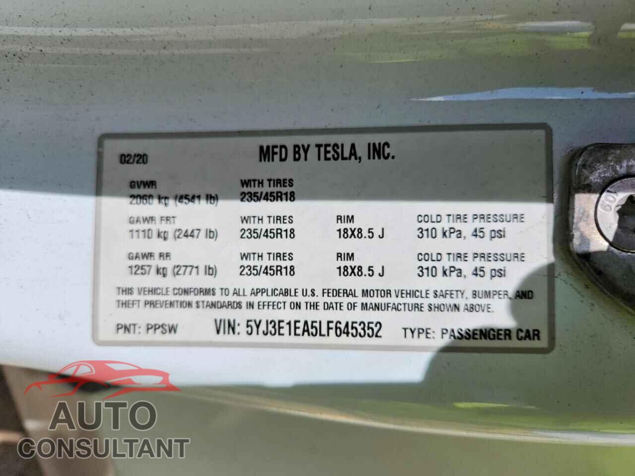TESLA MODEL 3 2020 - 5YJ3E1EA5LF645352