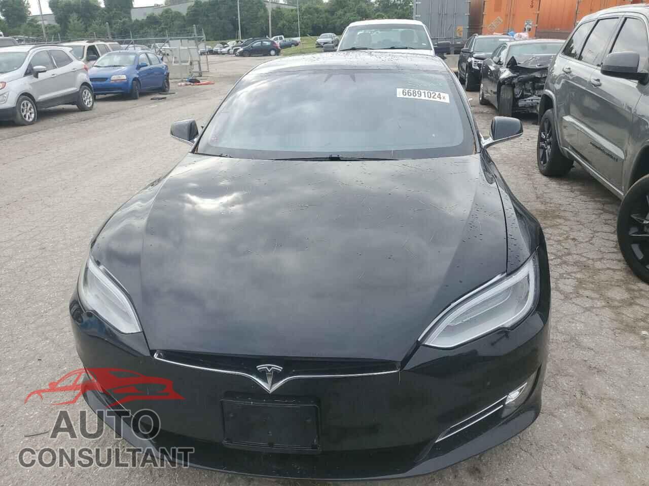 TESLA MODEL S 2021 - 5YJSA1E24MF426853