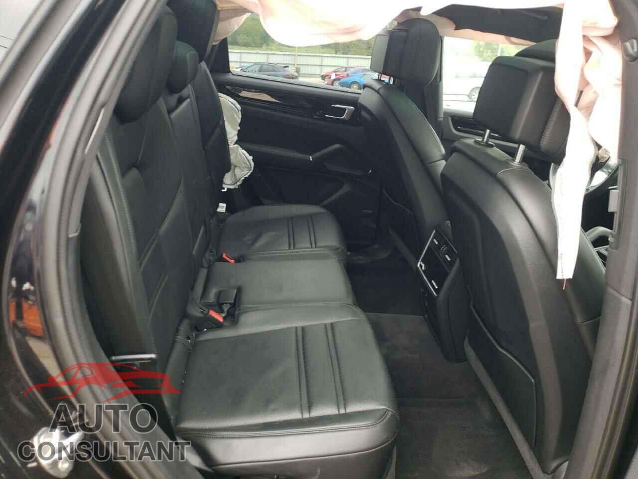 PORSCHE CAYENNE 2019 - WP1AA2AY8KDA00890