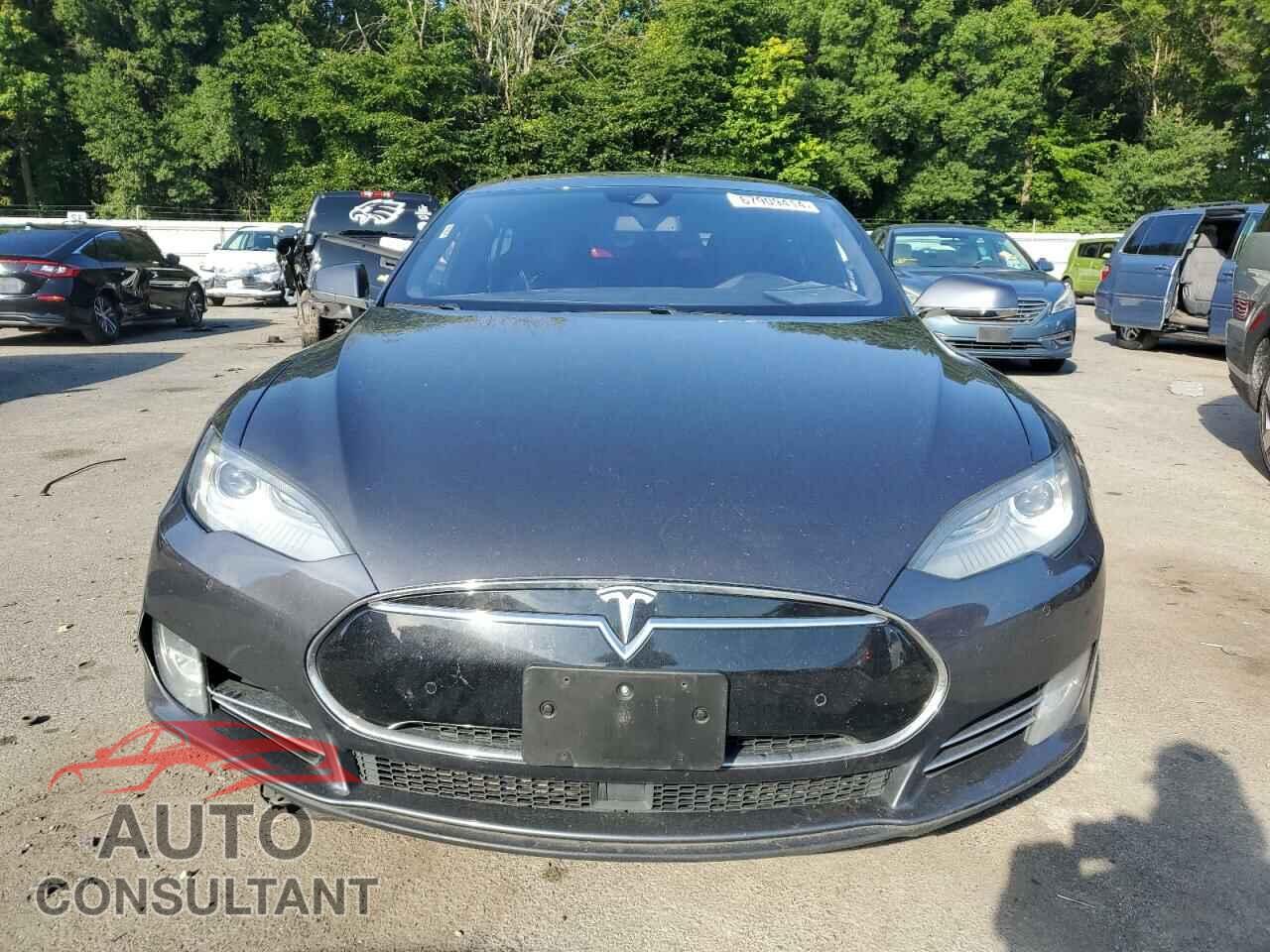 TESLA MODEL S 2016 - 5YJSA1E26GF130723