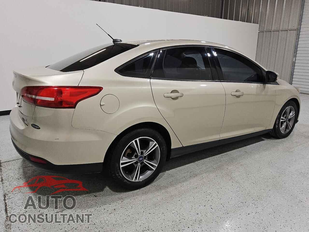 FORD FOCUS 2017 - 1FADP3FE9HL294337