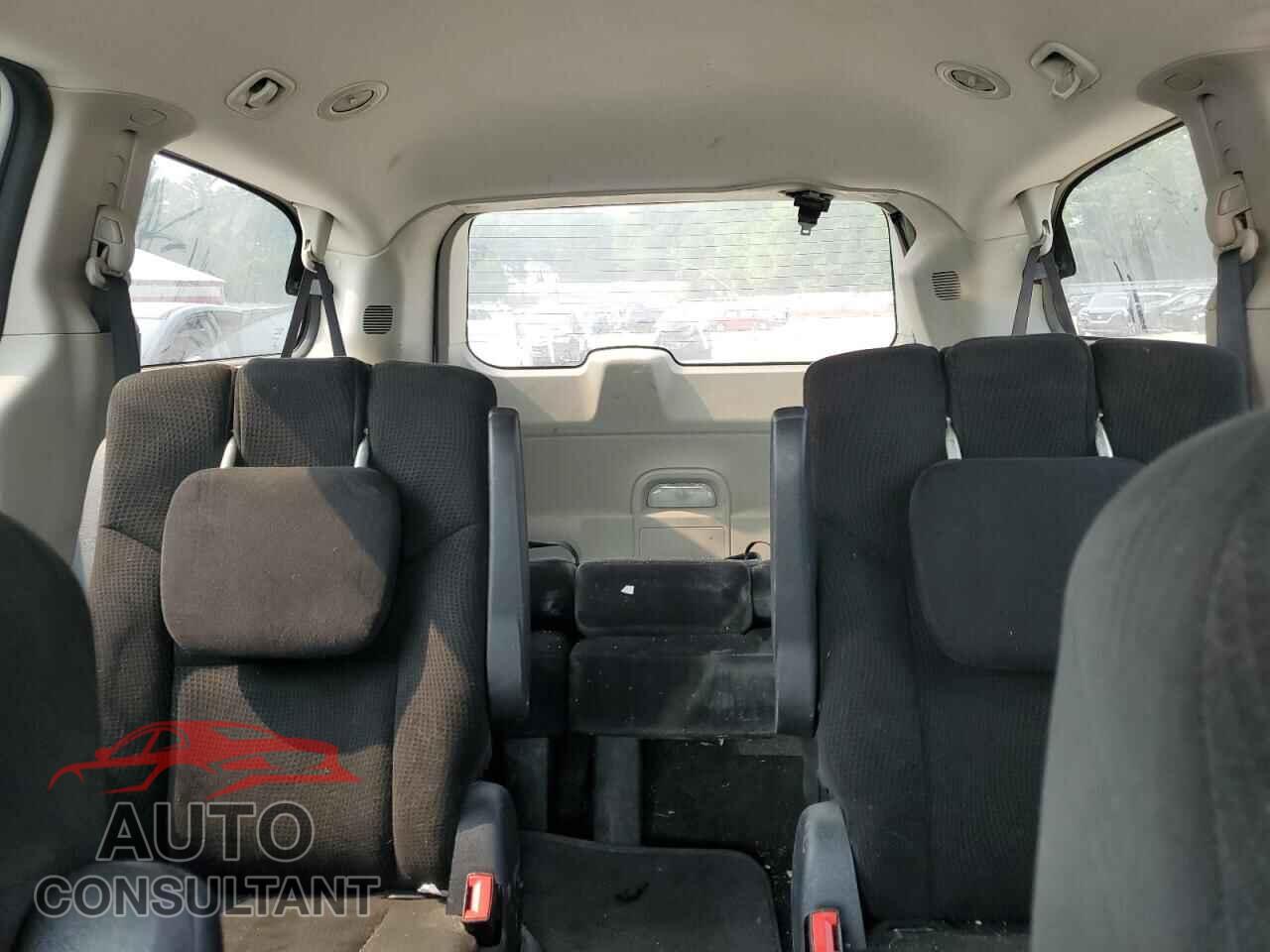 DODGE CARAVAN 2015 - 2C4RDGCG3FR607103