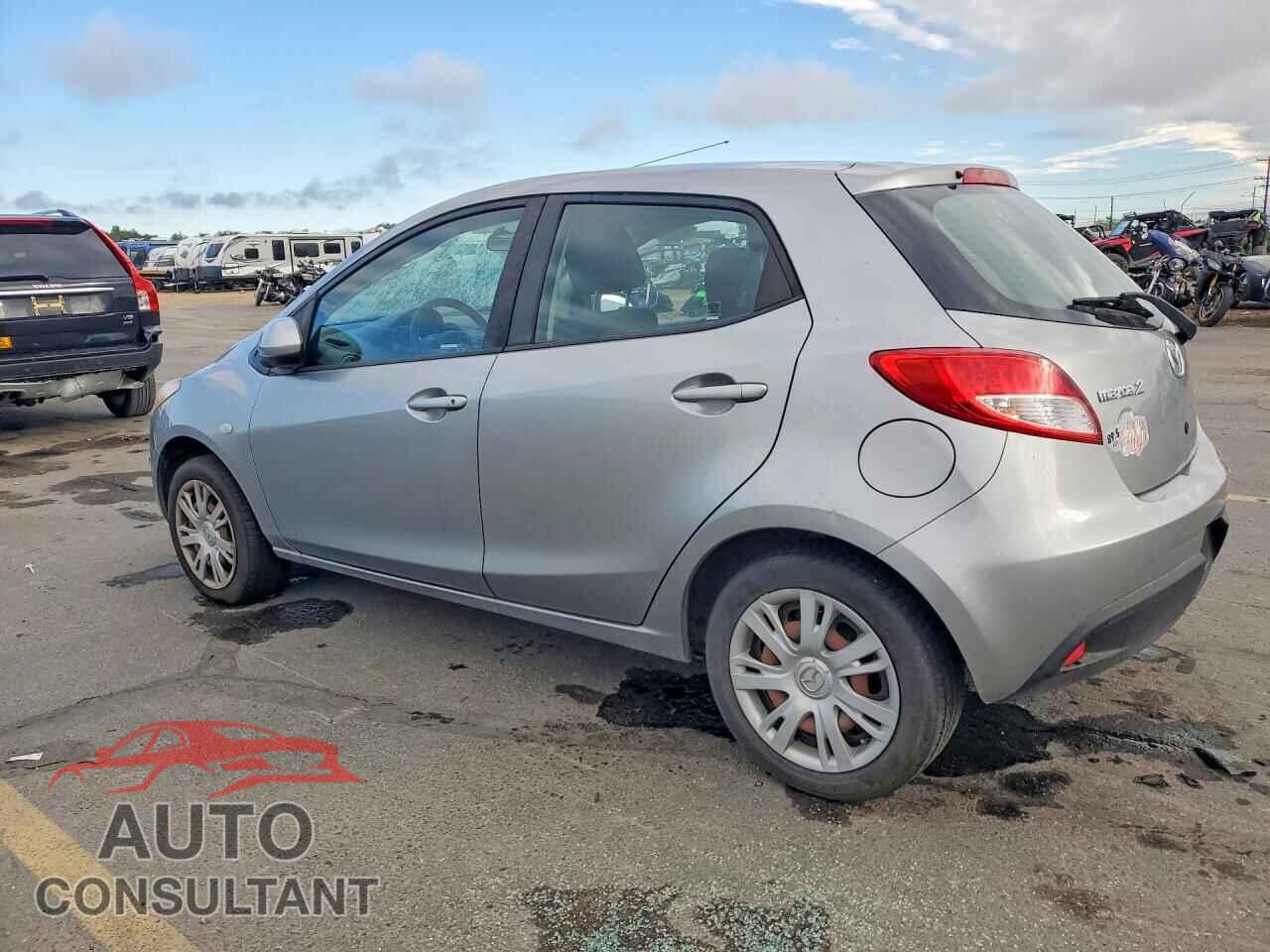 MAZDA 2 2013 - JM1DE1KZ3D0163266