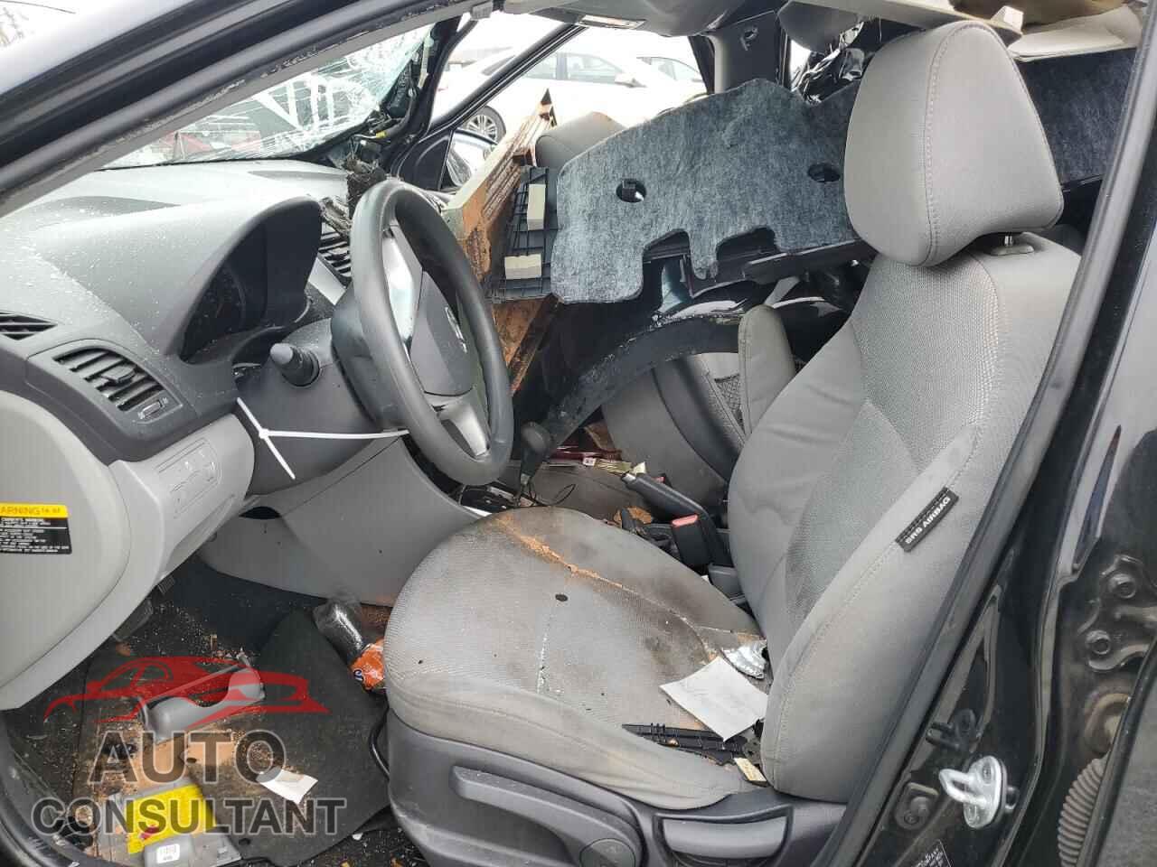 HYUNDAI ACCENT 2013 - KMHCT4AE9DU443716