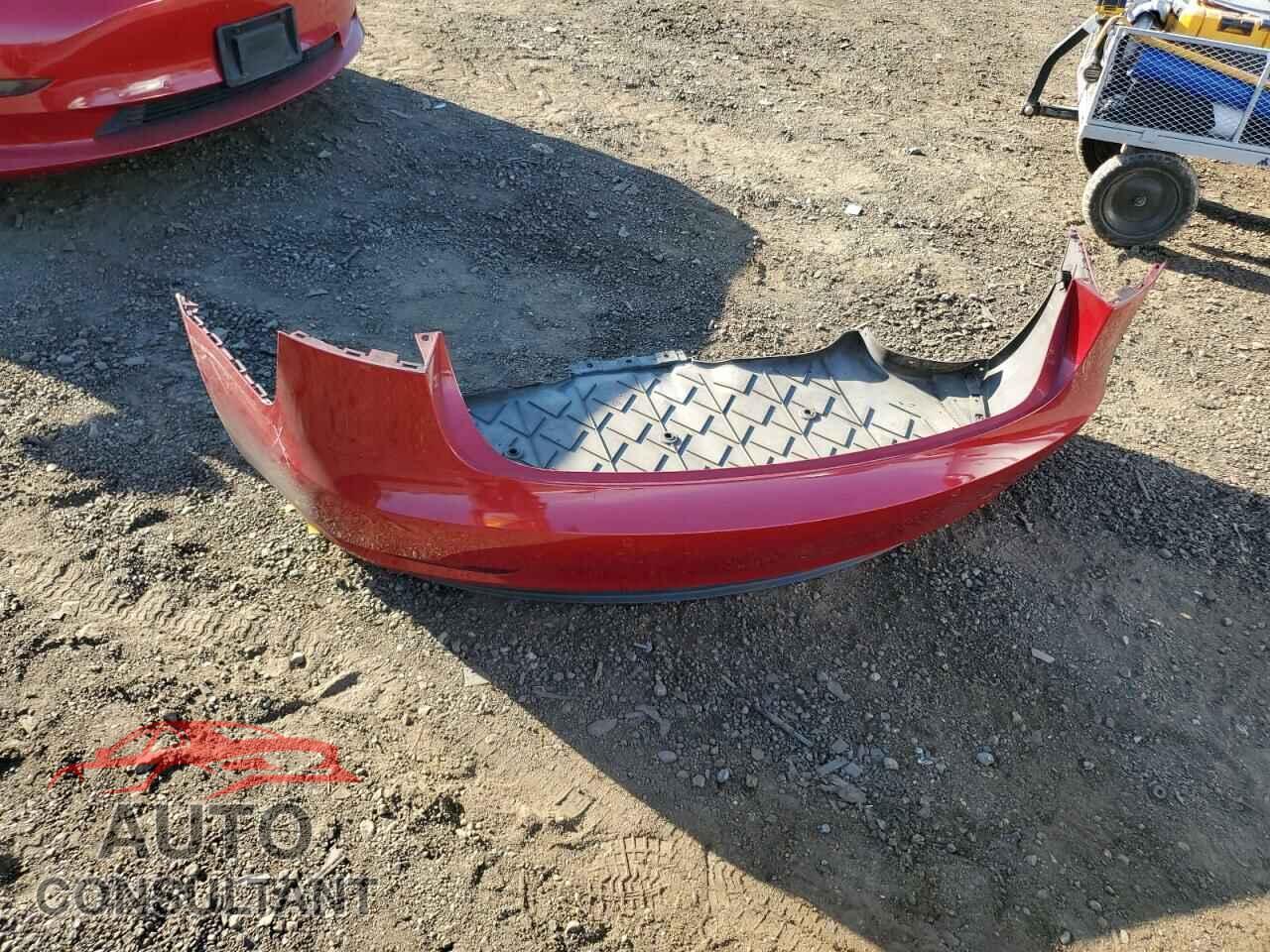TESLA MODEL 3 2018 - 5YJ3E1EA9JF031739