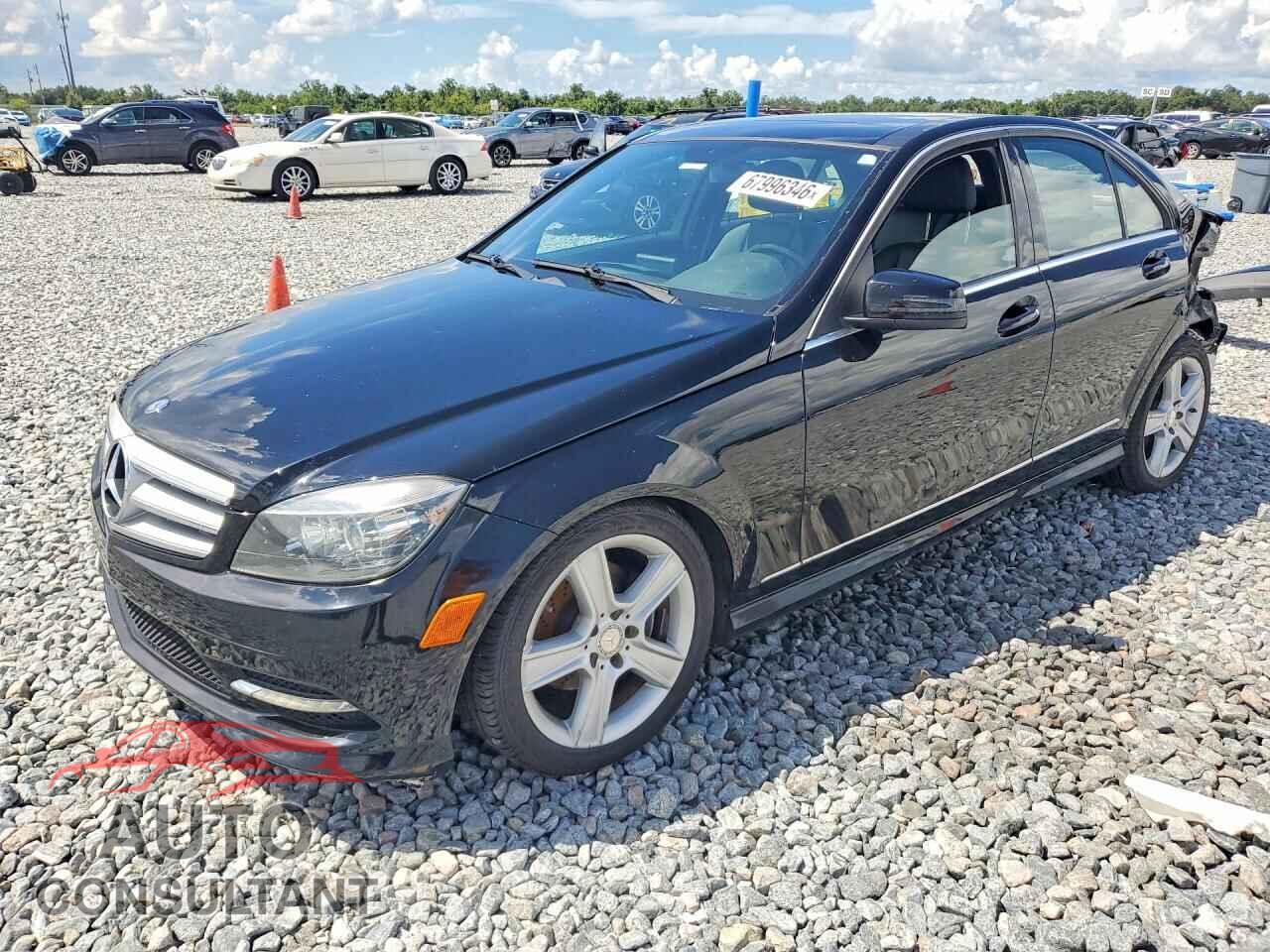 MERCEDES-BENZ C-CLASS 2011 - WDDGF8BB8BR165227