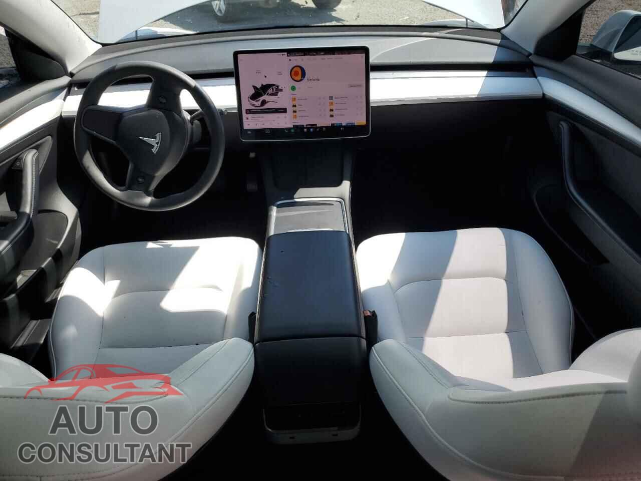 TESLA MODEL 3 2021 - 5YJ3E1EA1MF000800