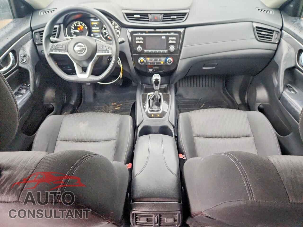 NISSAN ROGUE 2017 - KNMAT2MVXHP596234