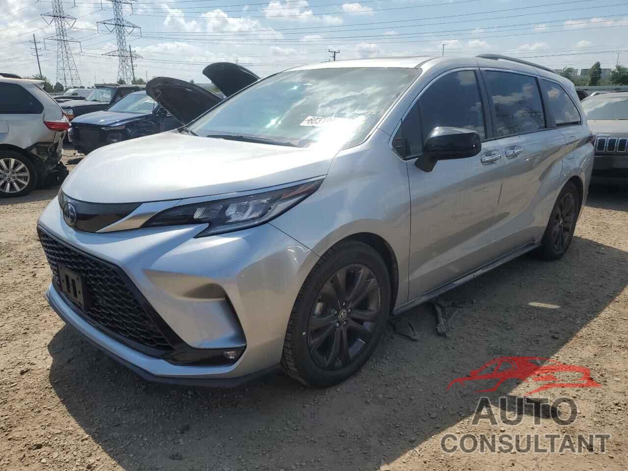 TOYOTA SIENNA 2022 - 5TDXRKEC8NS109541