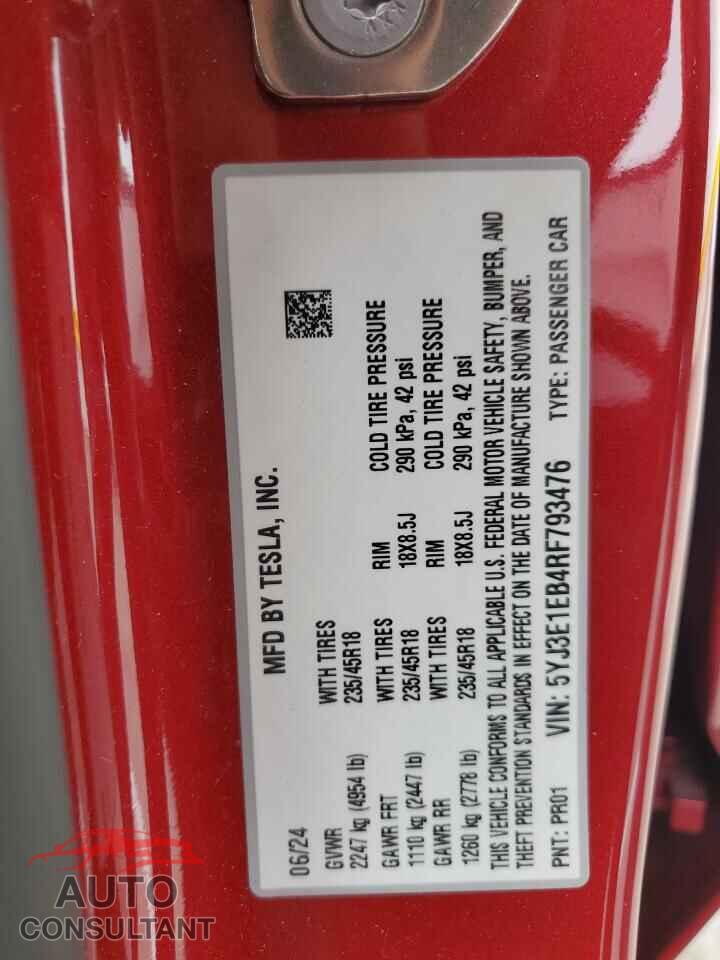TESLA MODEL 3 2024 - 5YJ3E1EB4RF793476