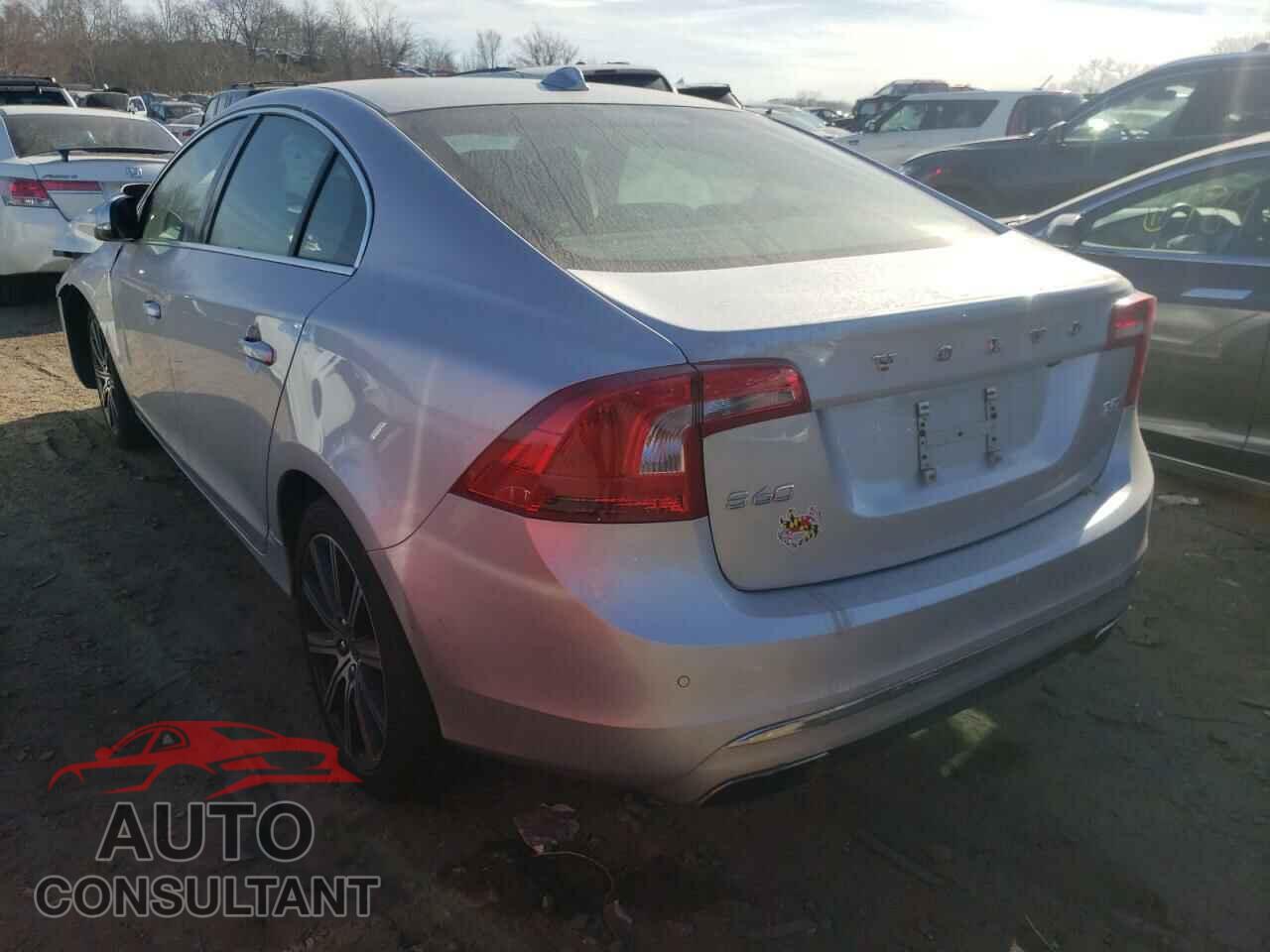 VOLVO S60 2018 - LYV402HM8JB174357