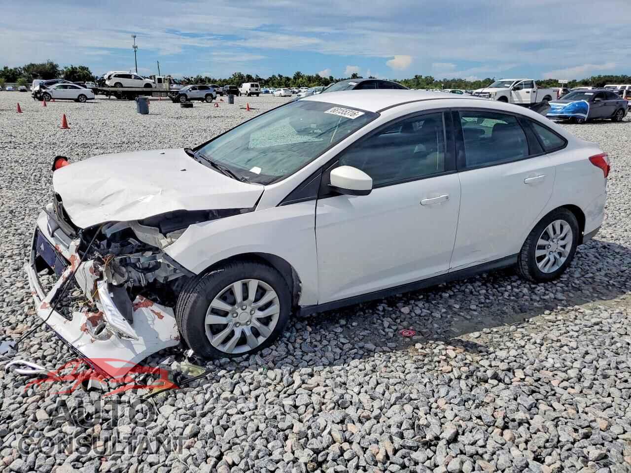 FORD FOCUS 2012 - 1FAHP3F26CL240624