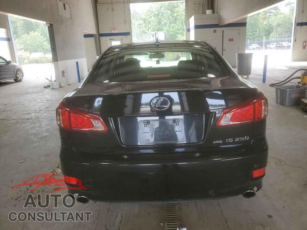 LEXUS IS 2013 - JTHCF5C2XD5062387