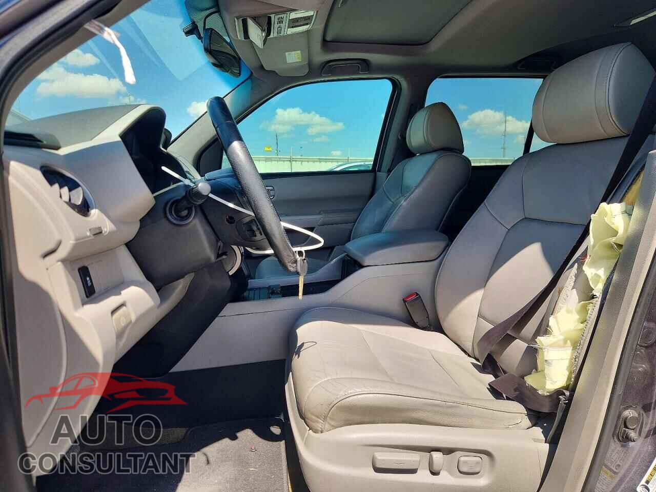 HONDA PILOT 2014 - 5FNYF3H52EB023680