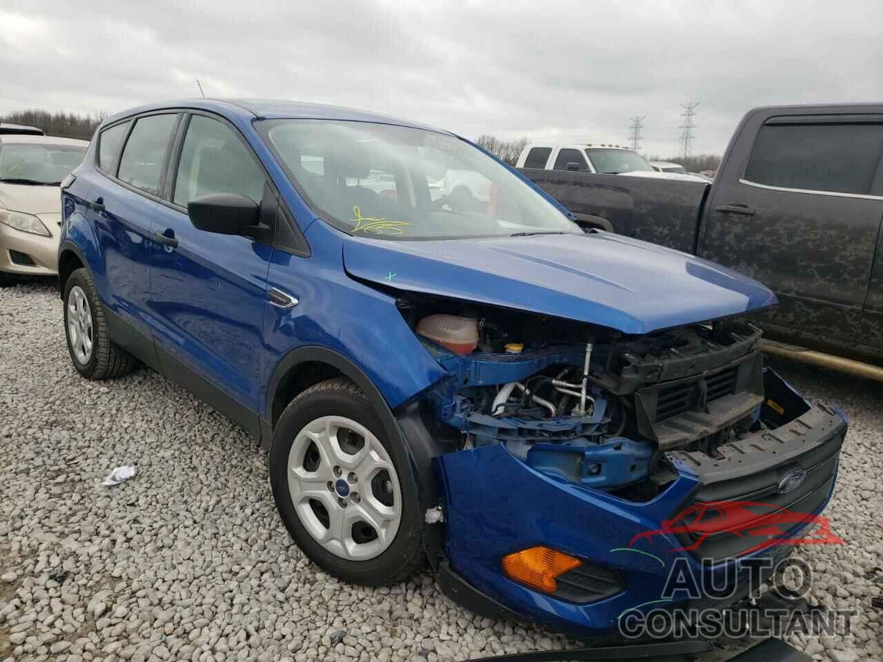 FORD ESCAPE 2017 - 1FMCU0F77HUE01325