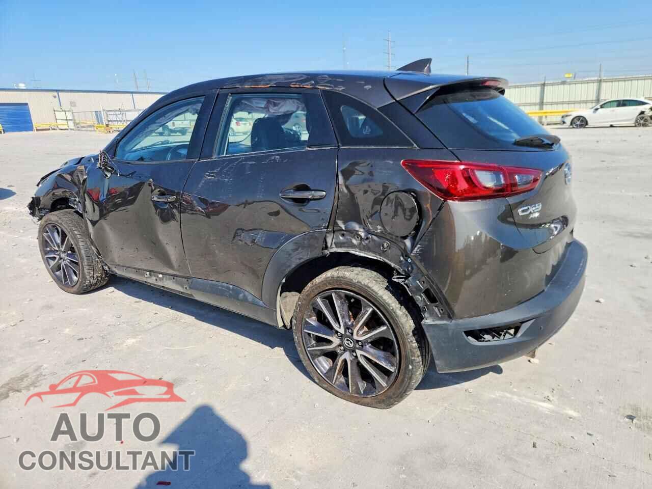 MAZDA CX-3 2018 - JM1DKFC77J0319047