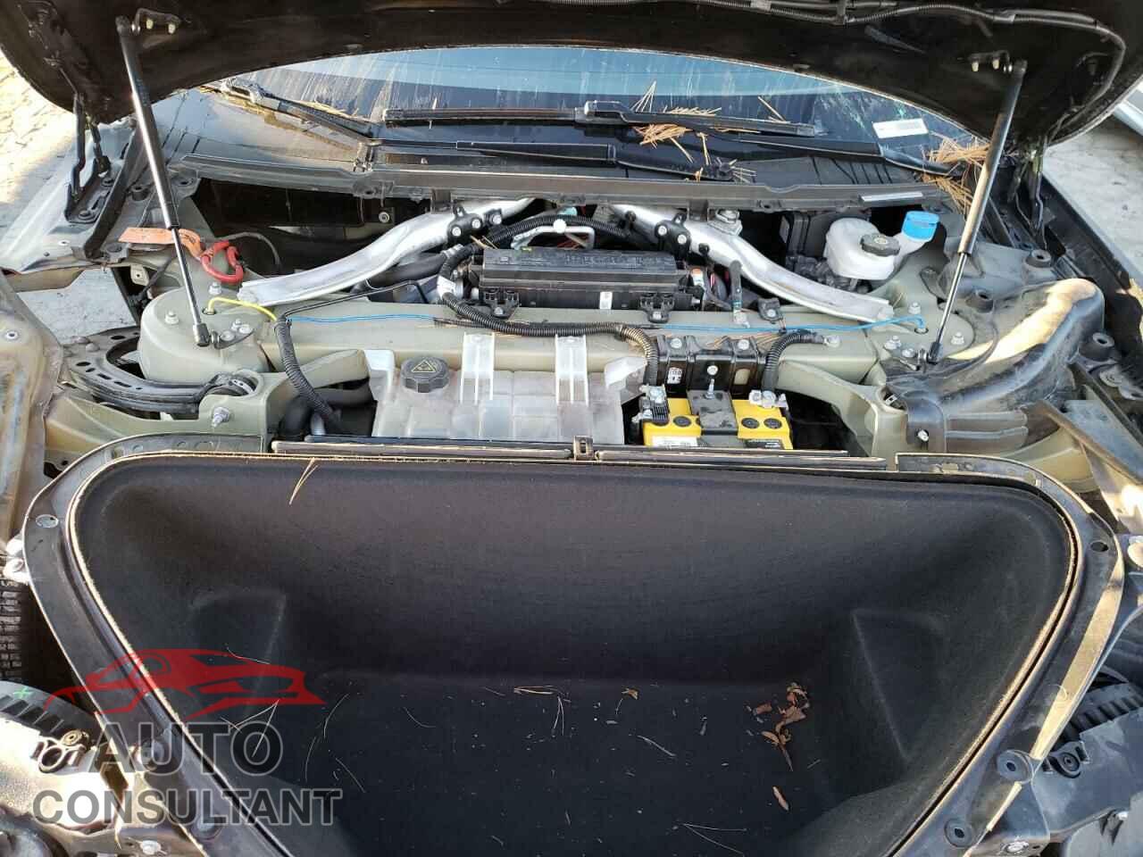 TESLA MODEL S 2019 - 5YJSA1E2XKF305578