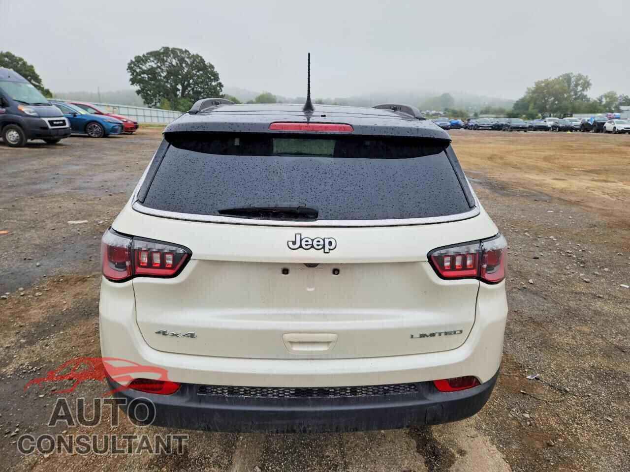 JEEP COMPASS 2017 - 3C4NJDCB3HT681714