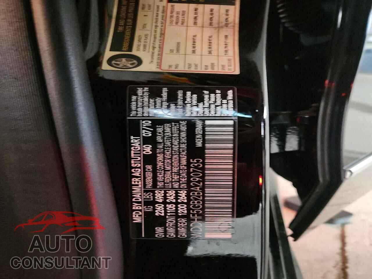MERCEDES-BENZ E-CLASS 2011 - WDDHF5GB2BA290735