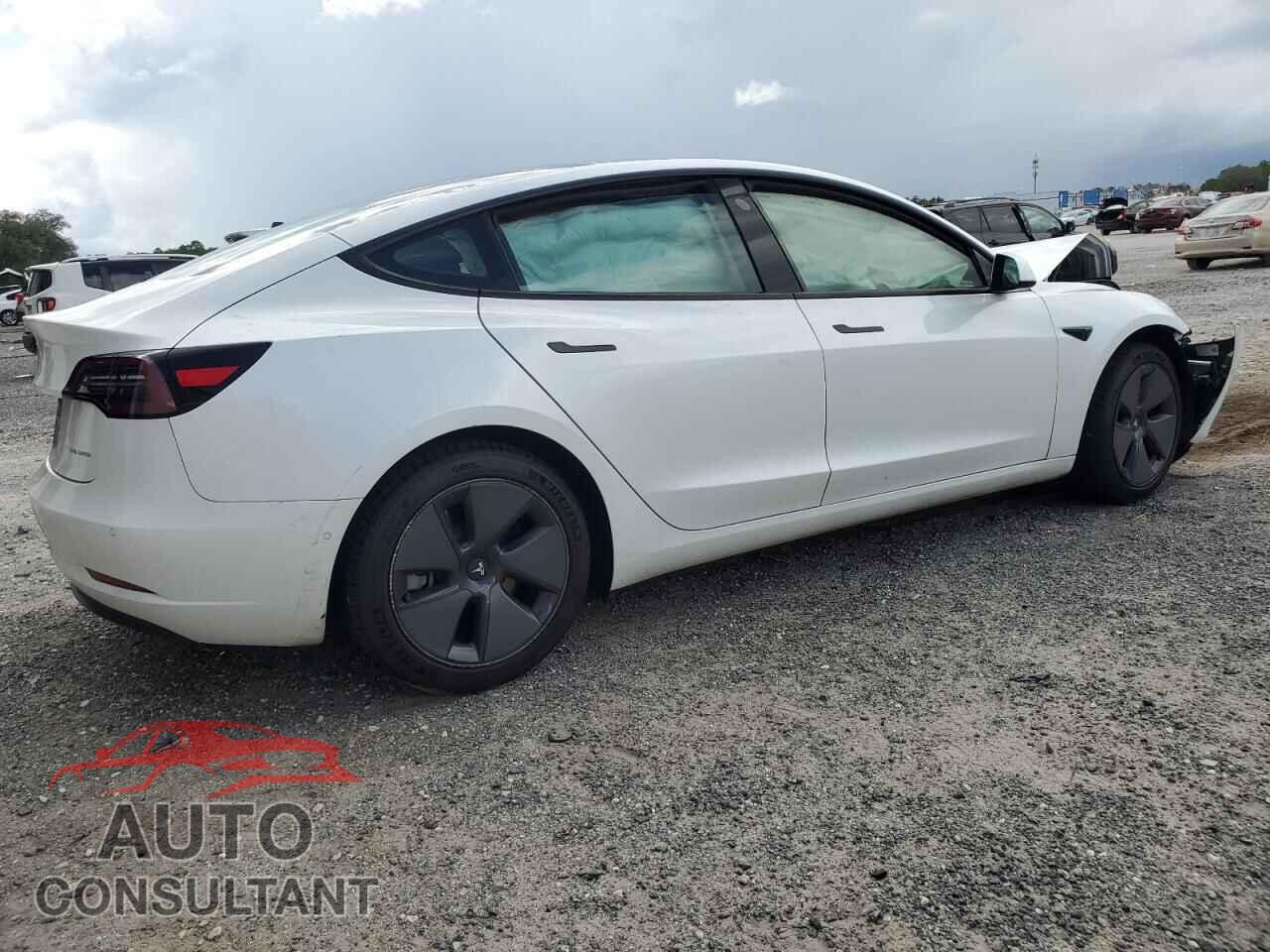 TESLA MODEL 3 2021 - 5YJ3E1EB0MF915033