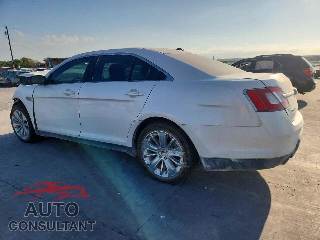 FORD TAURUS 2011 - 1FAHP2FW7BG133845