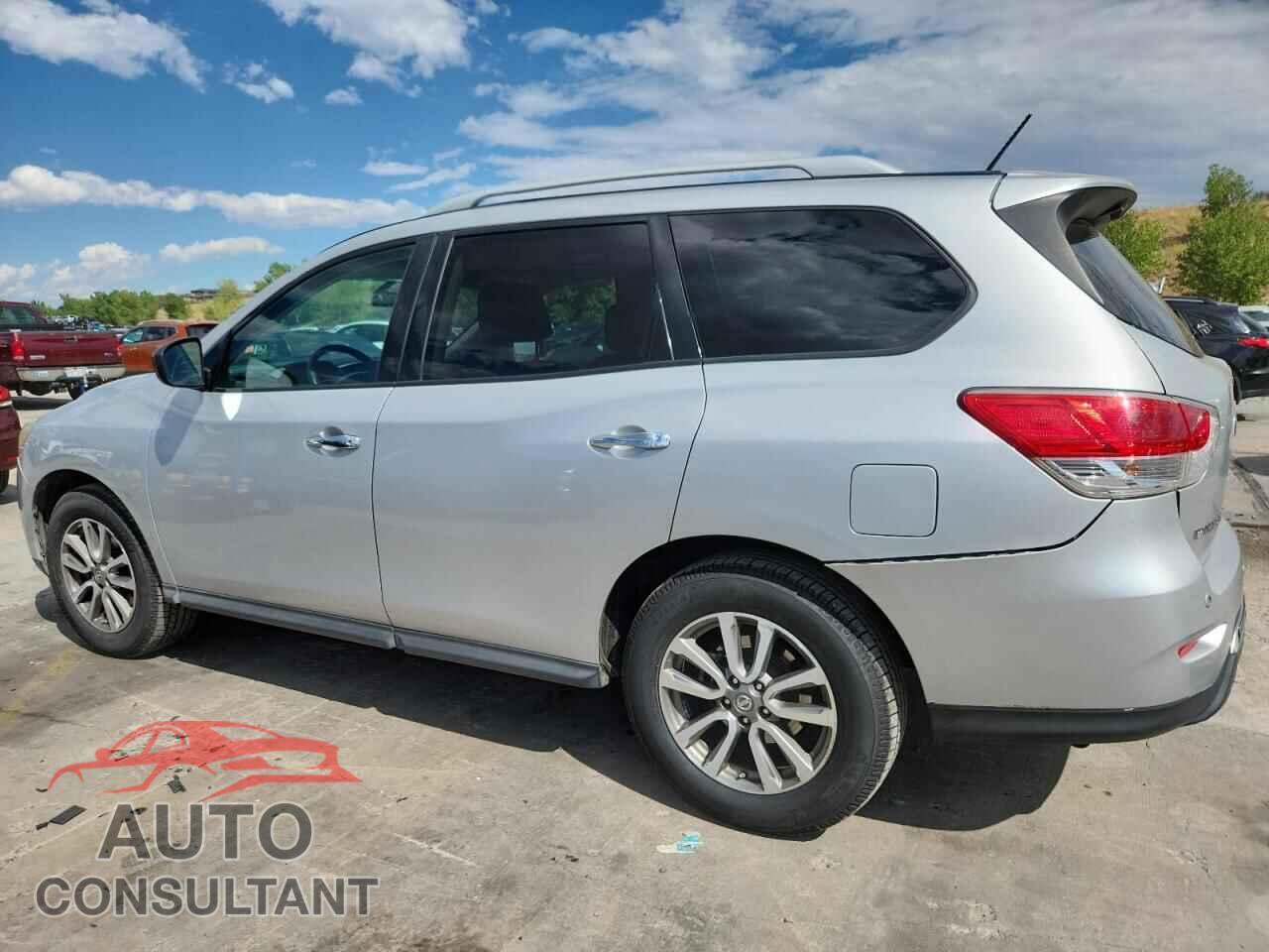NISSAN PATHFINDER 2013 - 5N1AR2MM9DC659780