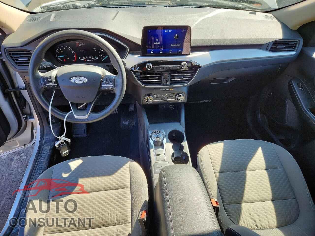 FORD ESCAPE 2020 - 1FMCU0G60LUA29664