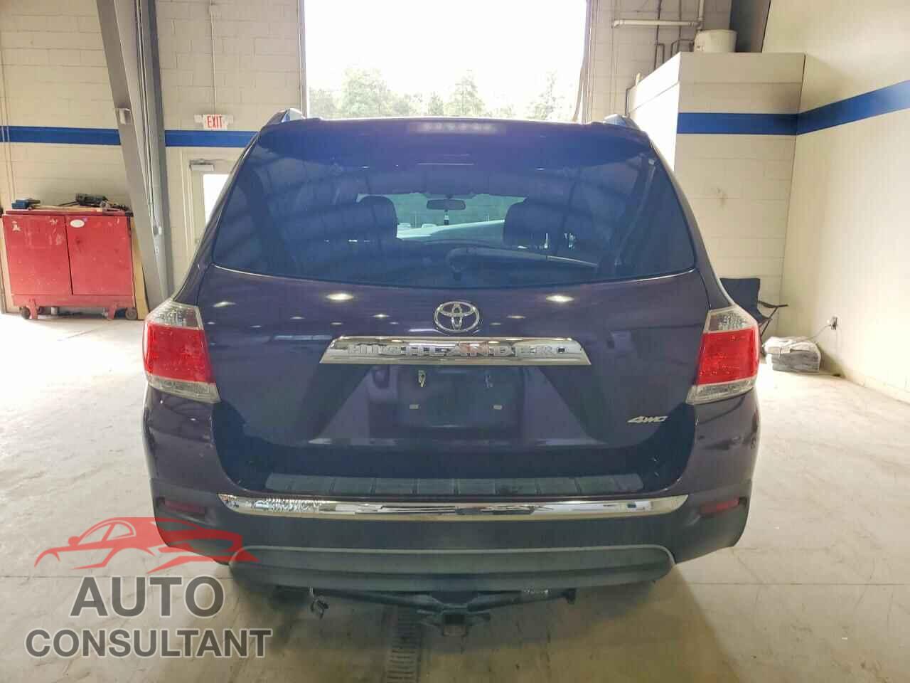TOYOTA HIGHLANDER 2012 - 5TDBK3EH4CS116600